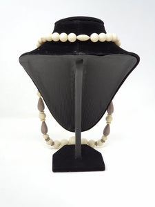Avon "Ivoryesque Patterns" necklace 