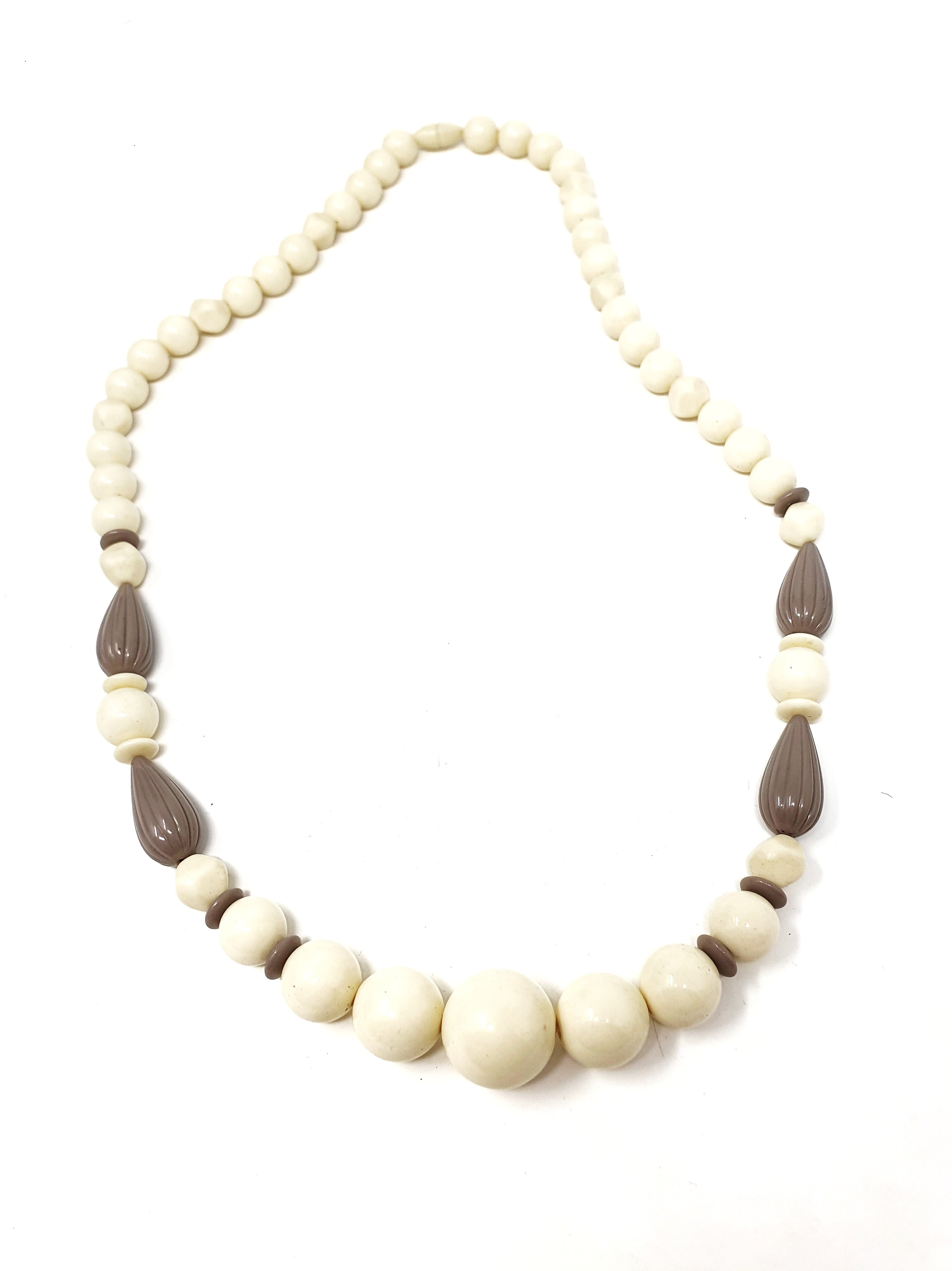 Avon "Ivoryesque Patterns" necklace 